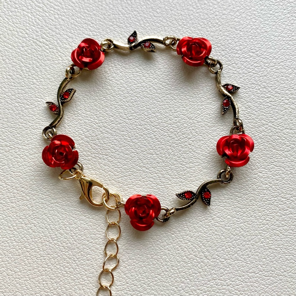 Elegant Red Rose Bracelet